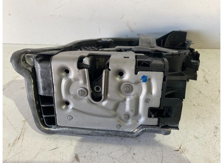 Замок двери задней левой к BMW X6 G06, 2023г.
